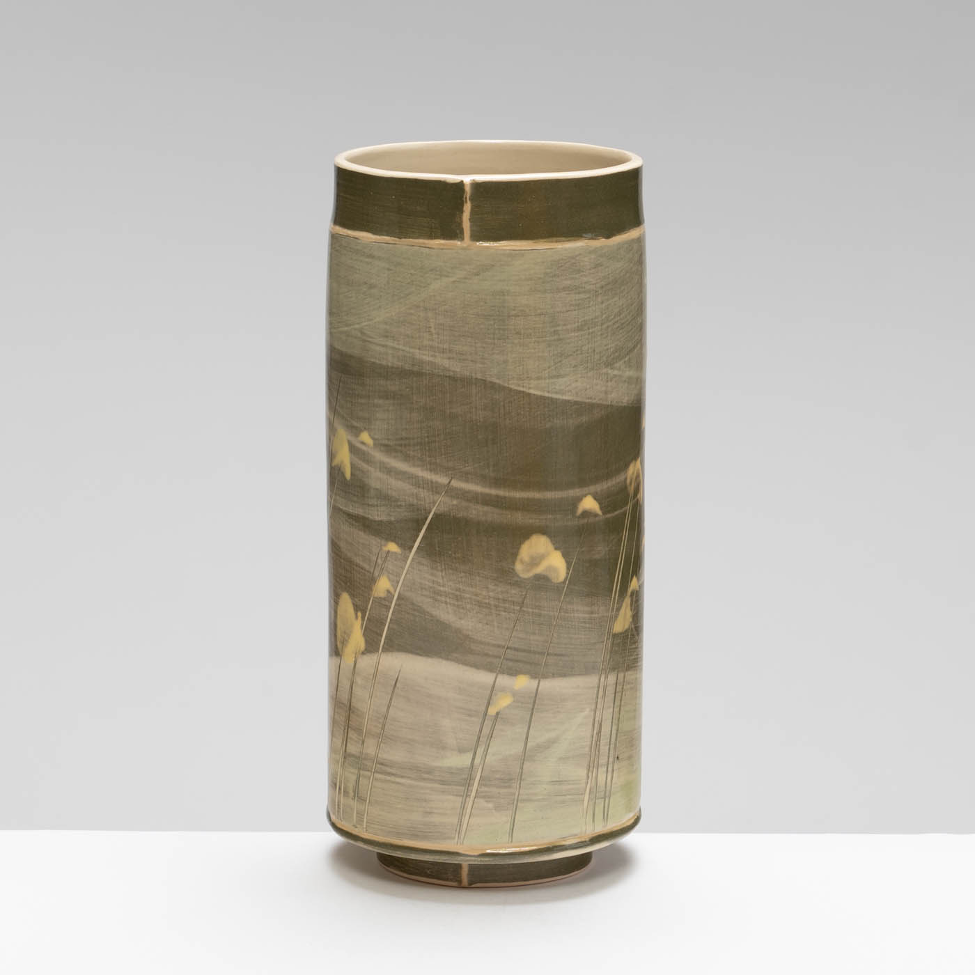 EW485Y47 Mid Vase in Forest Green with Yellow