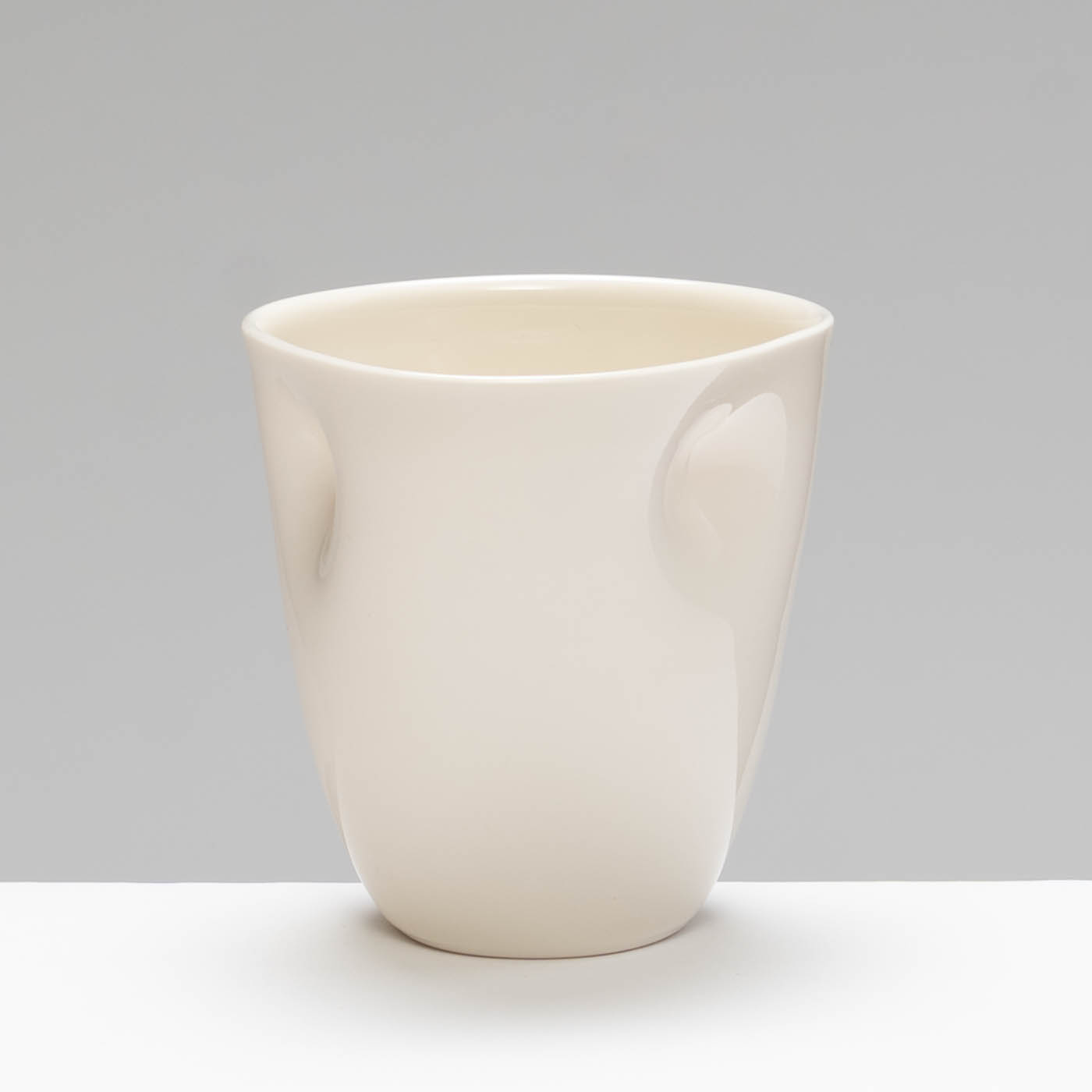 JD468Y227 Indented Beaker