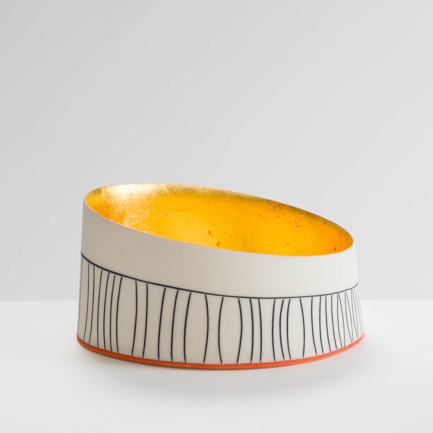 LS345Y717 Shallow Bowl with 23ct Gold Interior