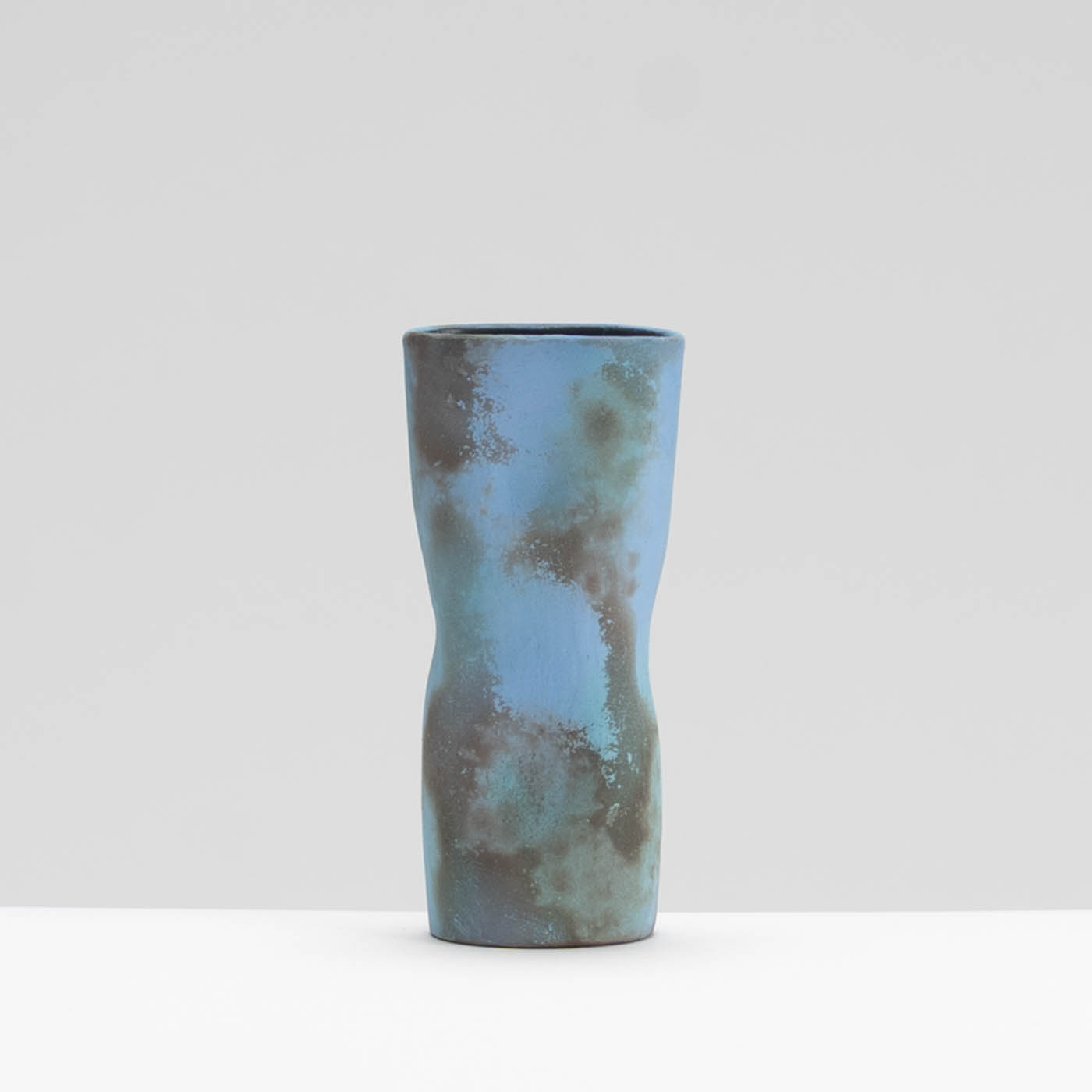 TW92Y1415 Dimple Bud Vase