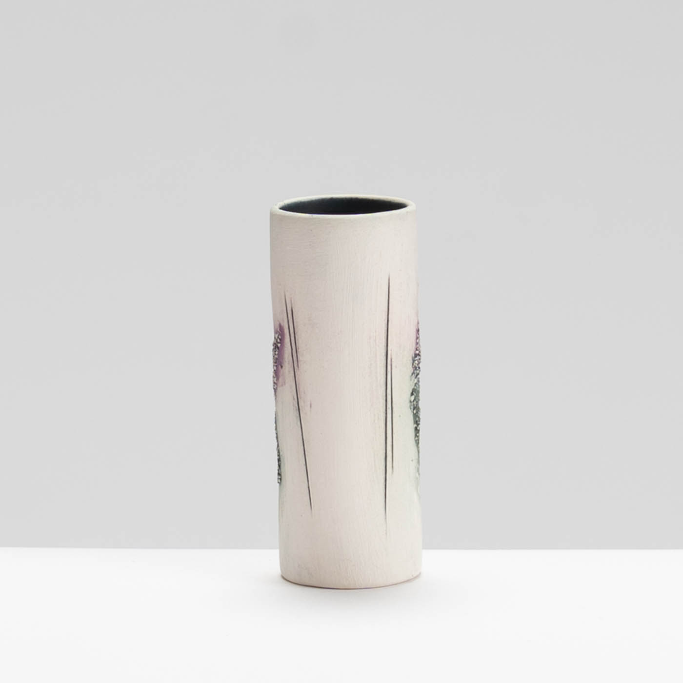 TW92Y1409 Journey Bud Vase