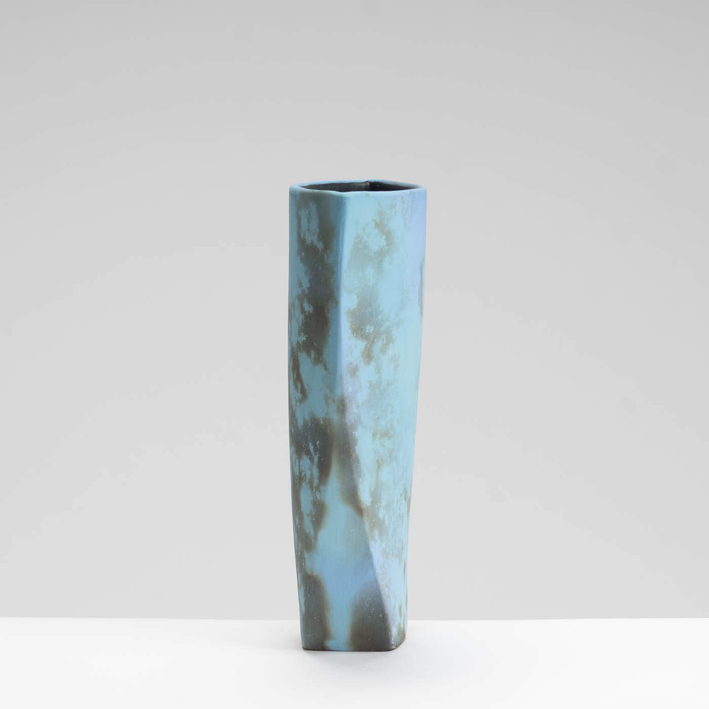 TW92Y1436 Small Deep Sea Vase
