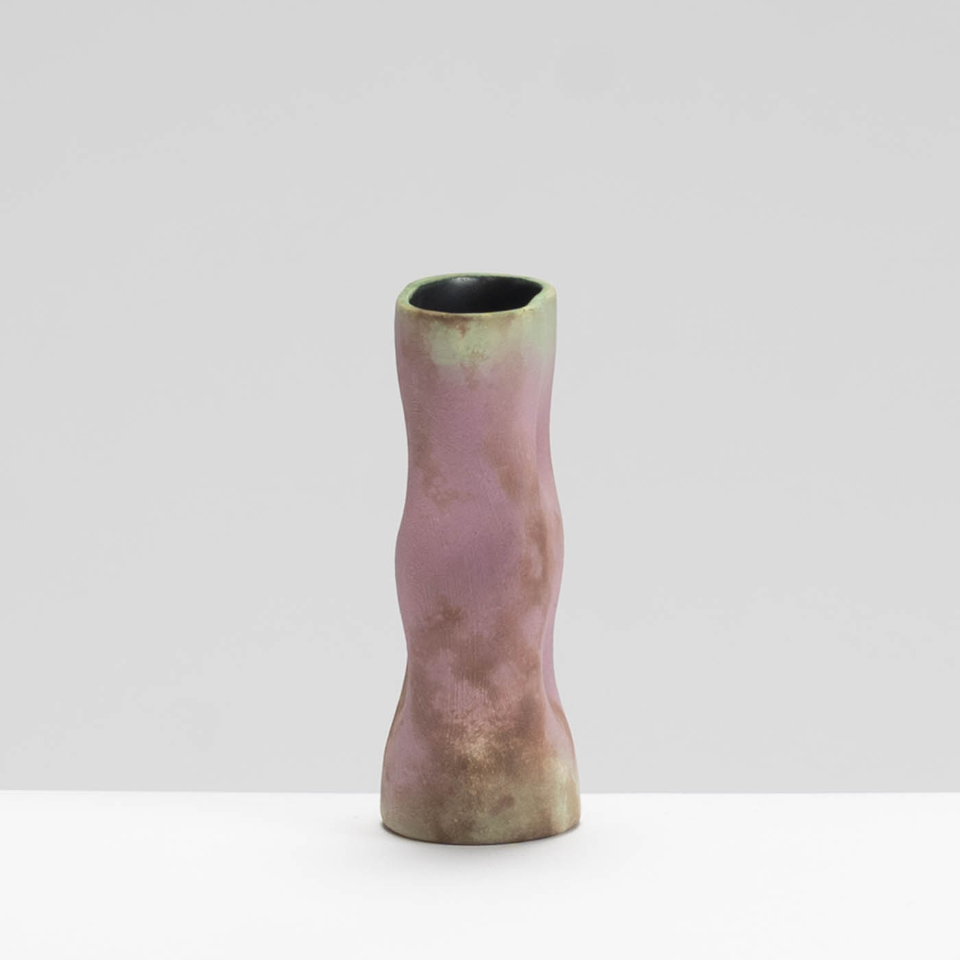 TW92Y1416 Dimple Bud Vase