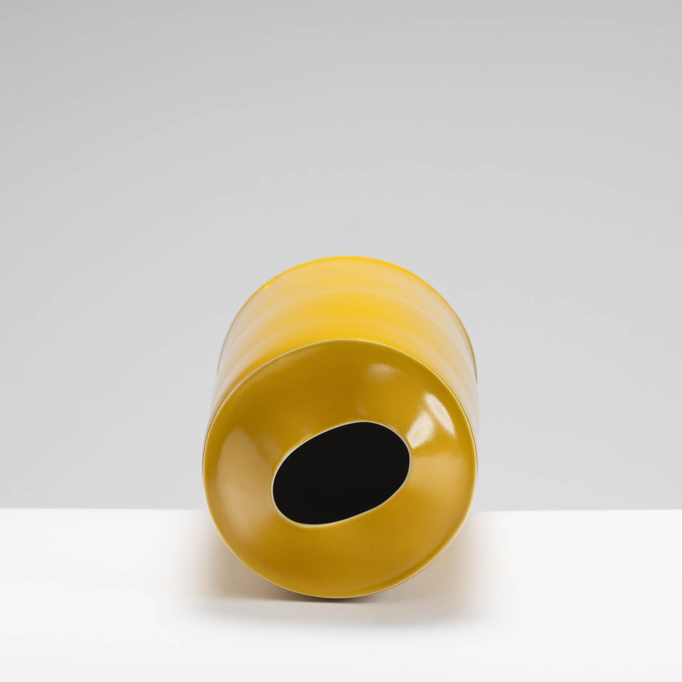 TG356Y226 Medium Tall Cadmium