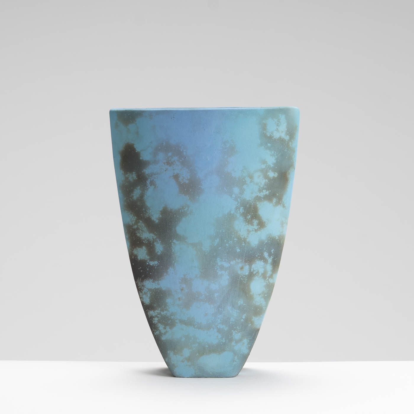 TW92Y1436 Small Deep Sea Vase