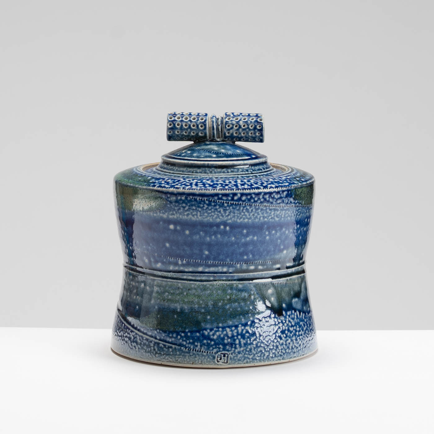 JH57Y339 Lidded Knot Jar