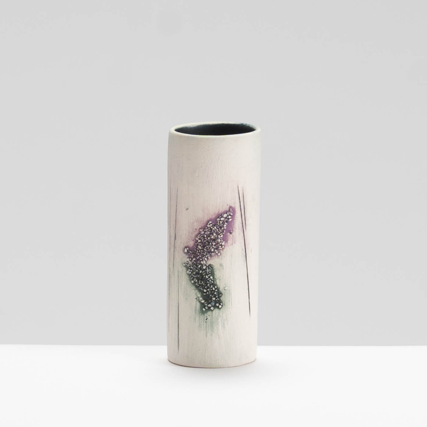 TW92Y1409 Journey Bud Vase