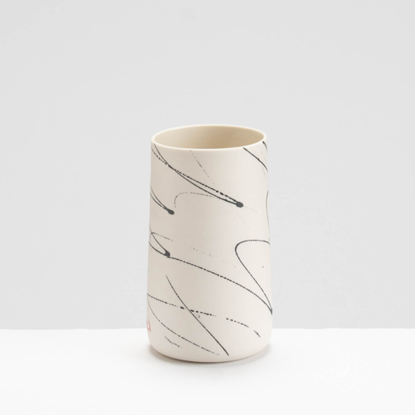 AT488Y561 Tall Cup Black Scribble
