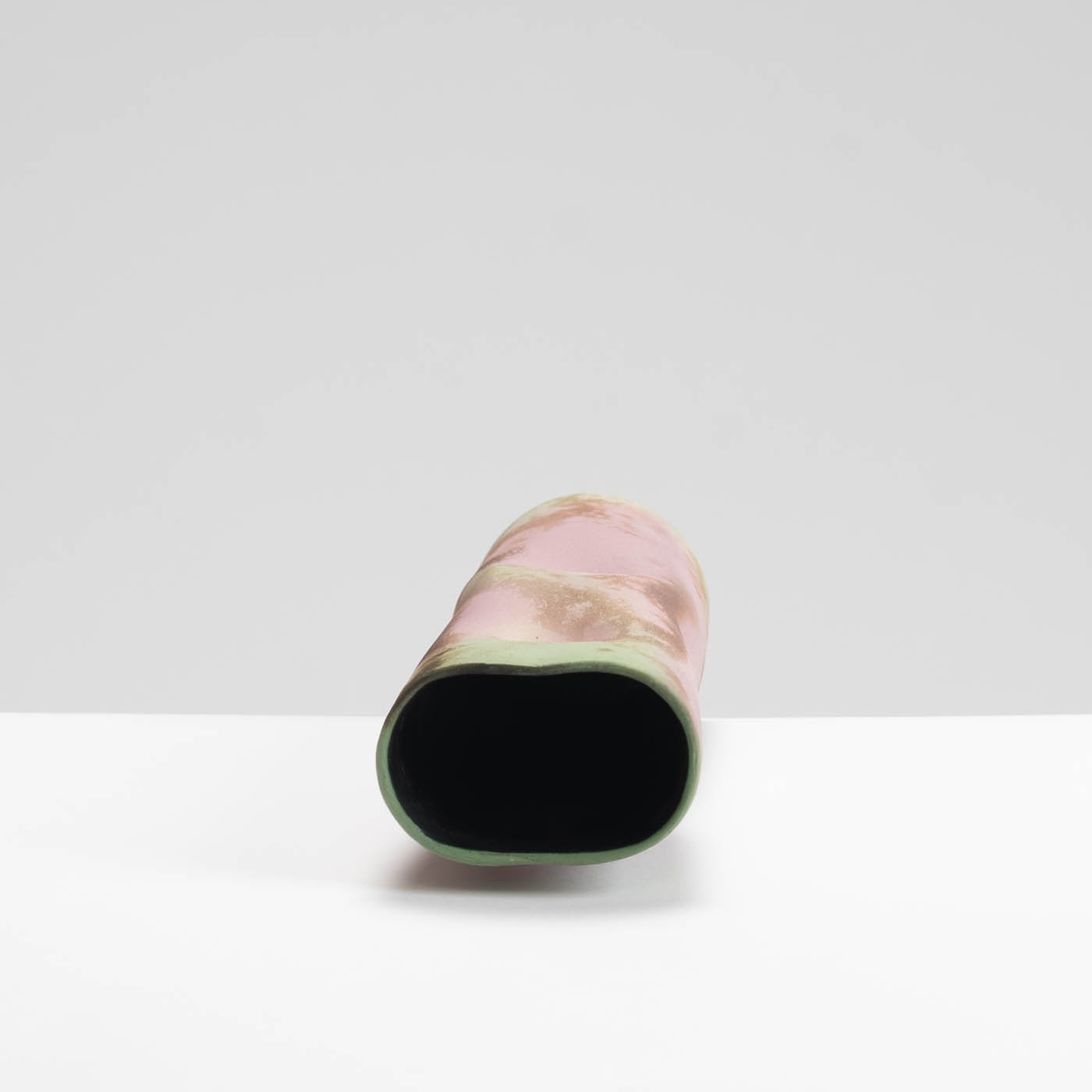 TW92Y1412 Dimple Vase