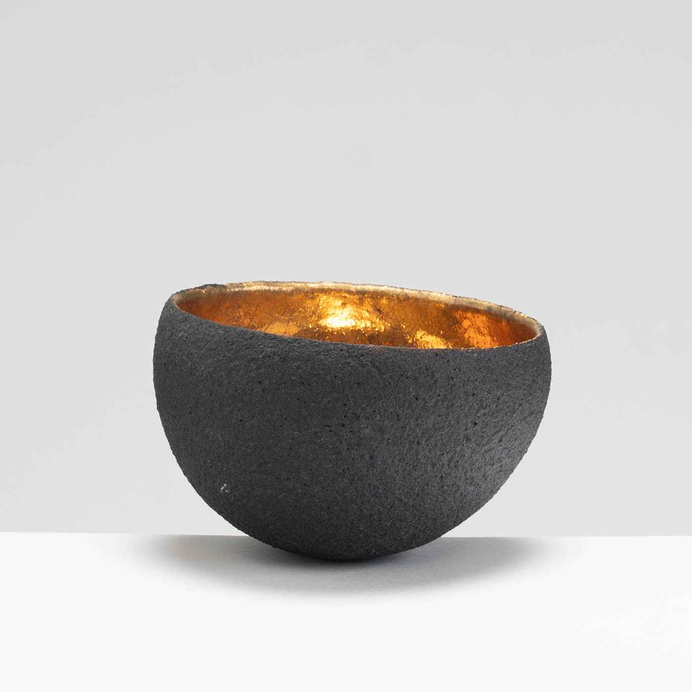 SF209Y962 Black/Gold Bowl