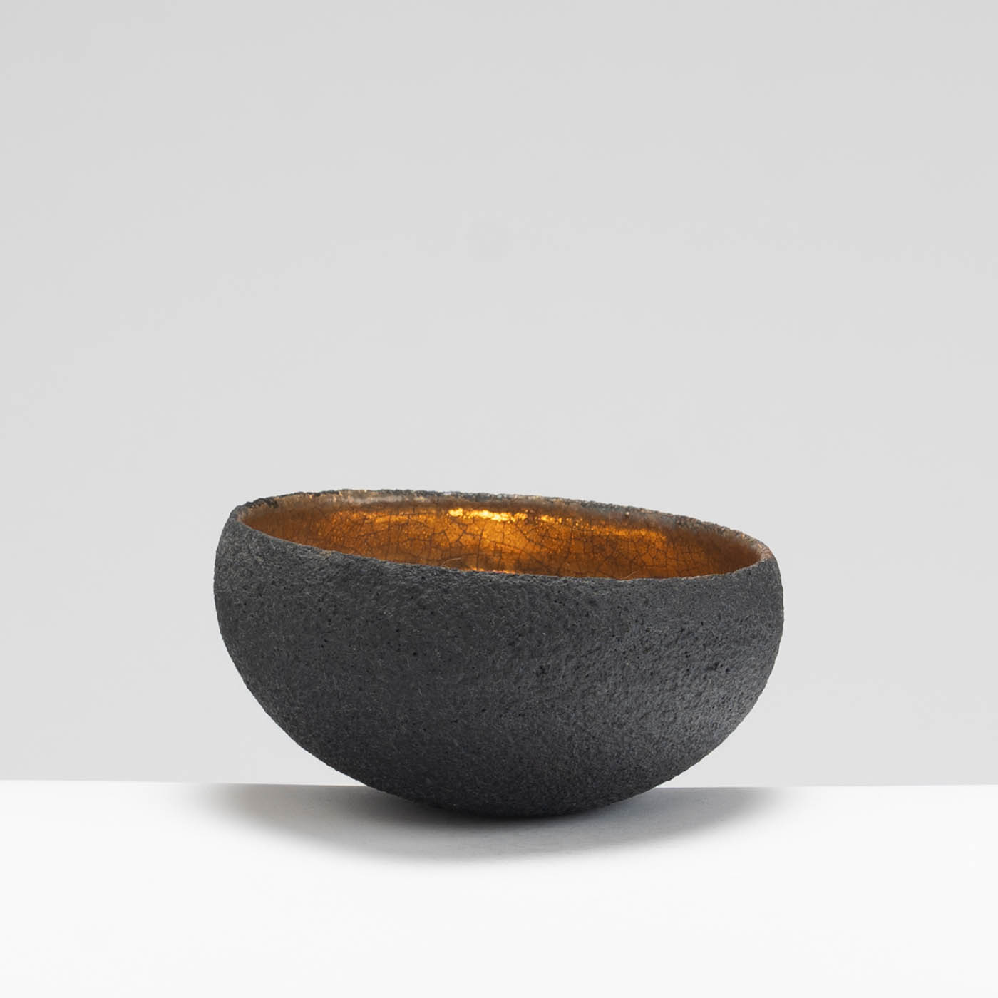 SF209Y965 Black/Gold Bowl