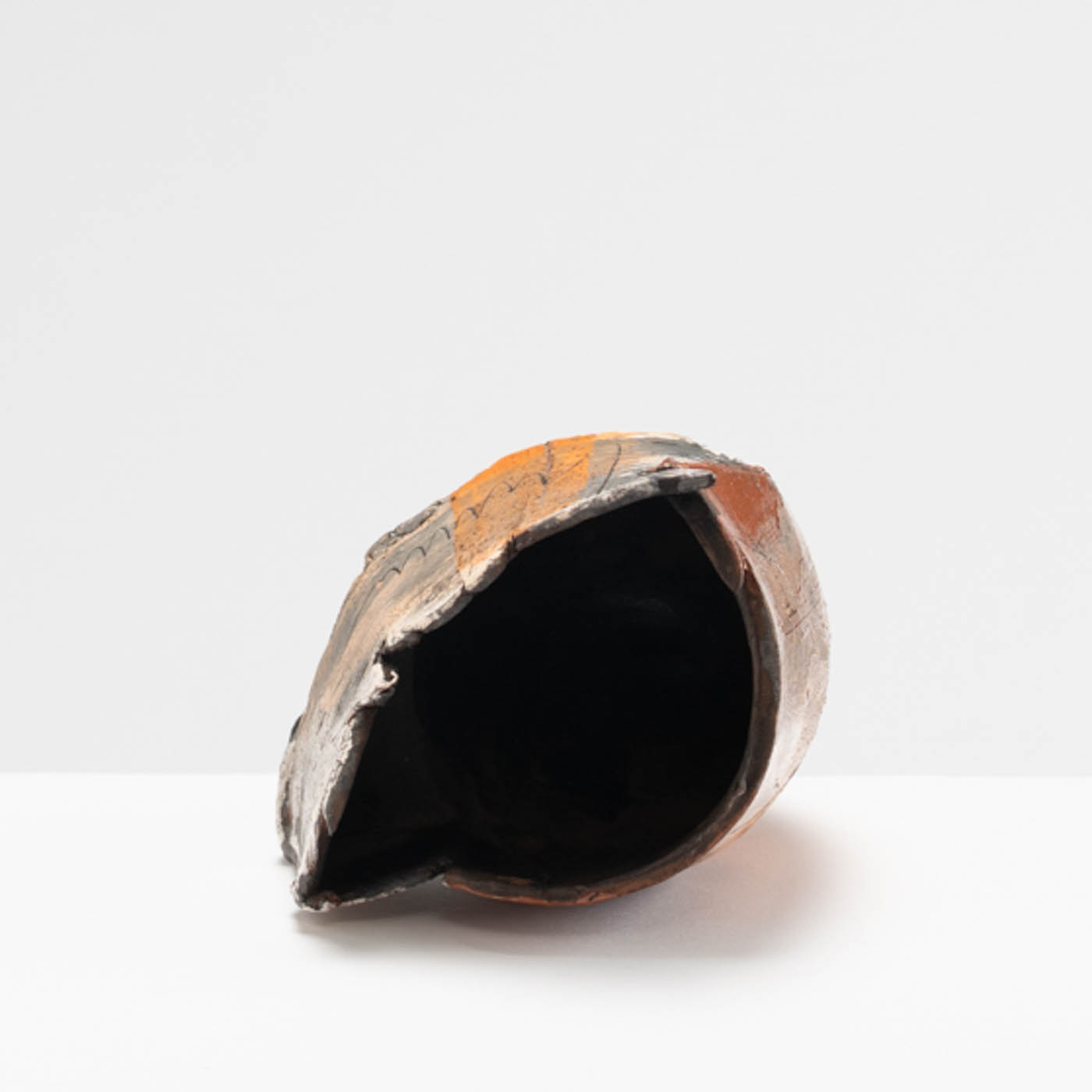 ES582Y73 Small Orange Fragmented Vessel