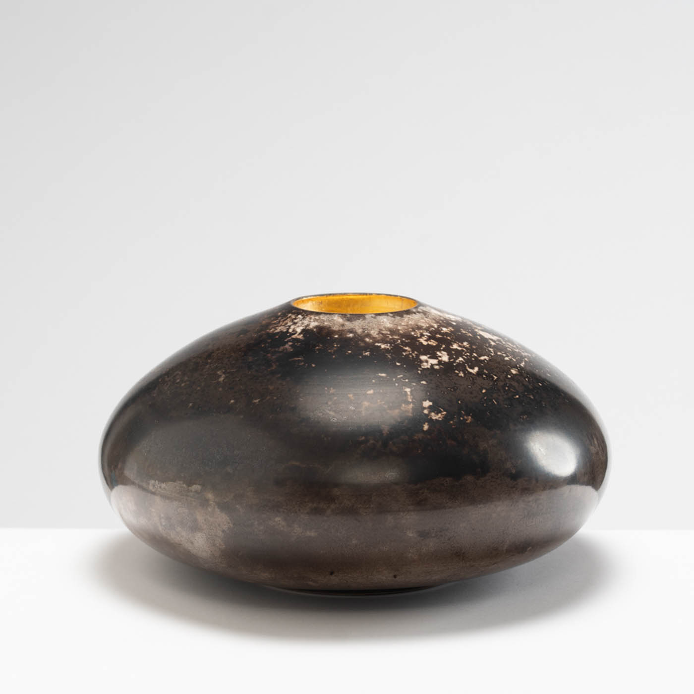 DA77Y192 Rounded Vessel