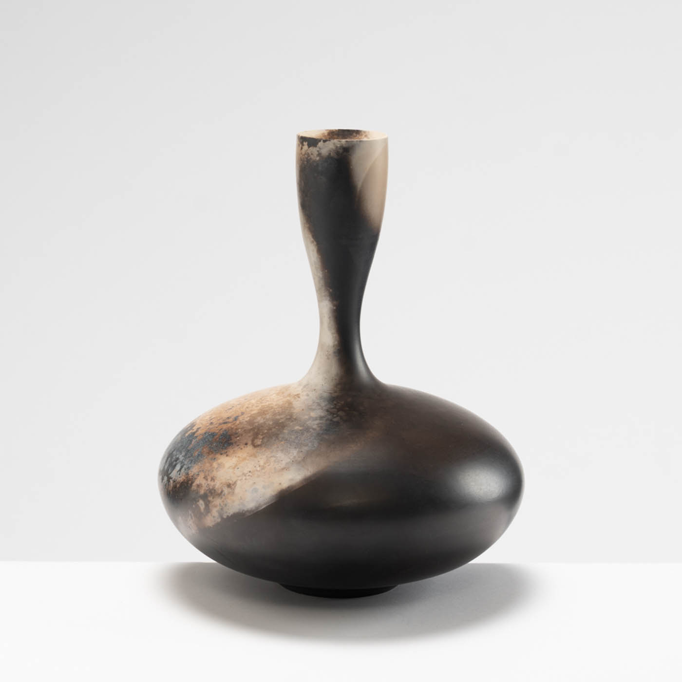 DA77Y199 Long Necked Vessel