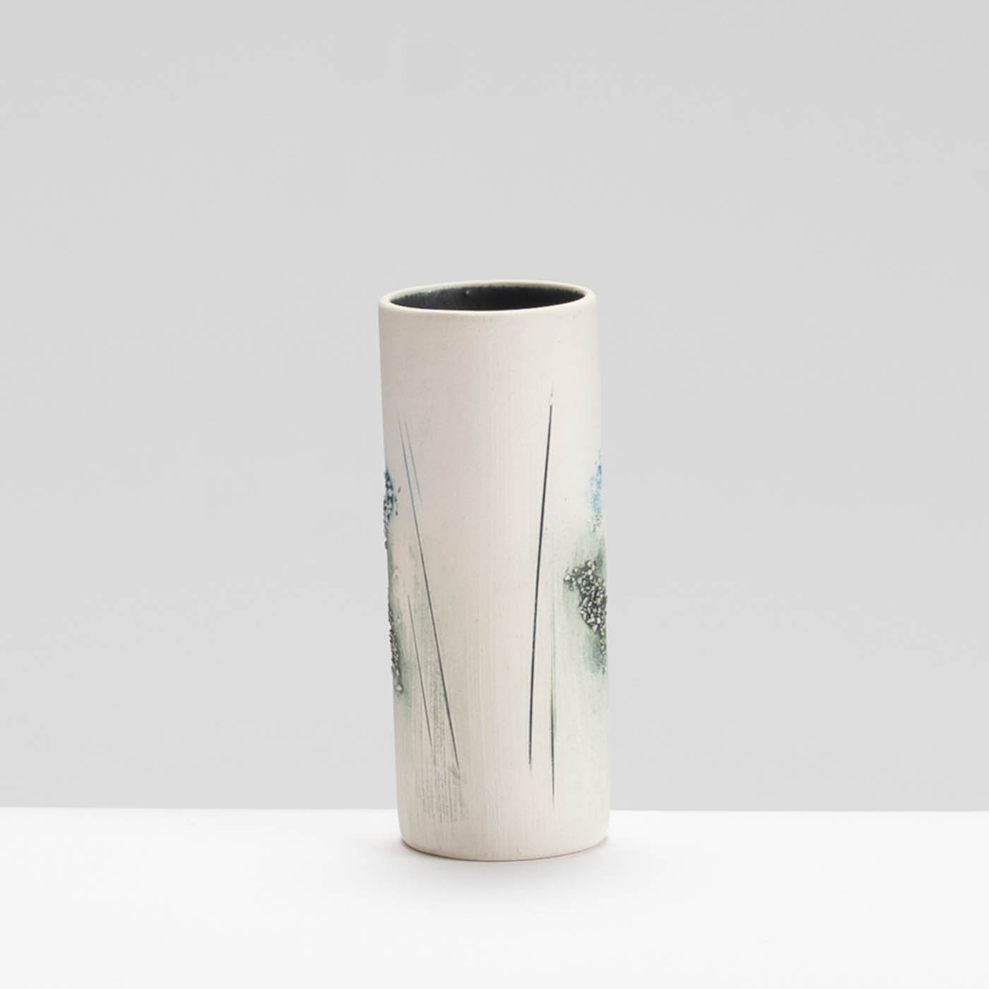 TW92Y1410 Journey Bud Vase
