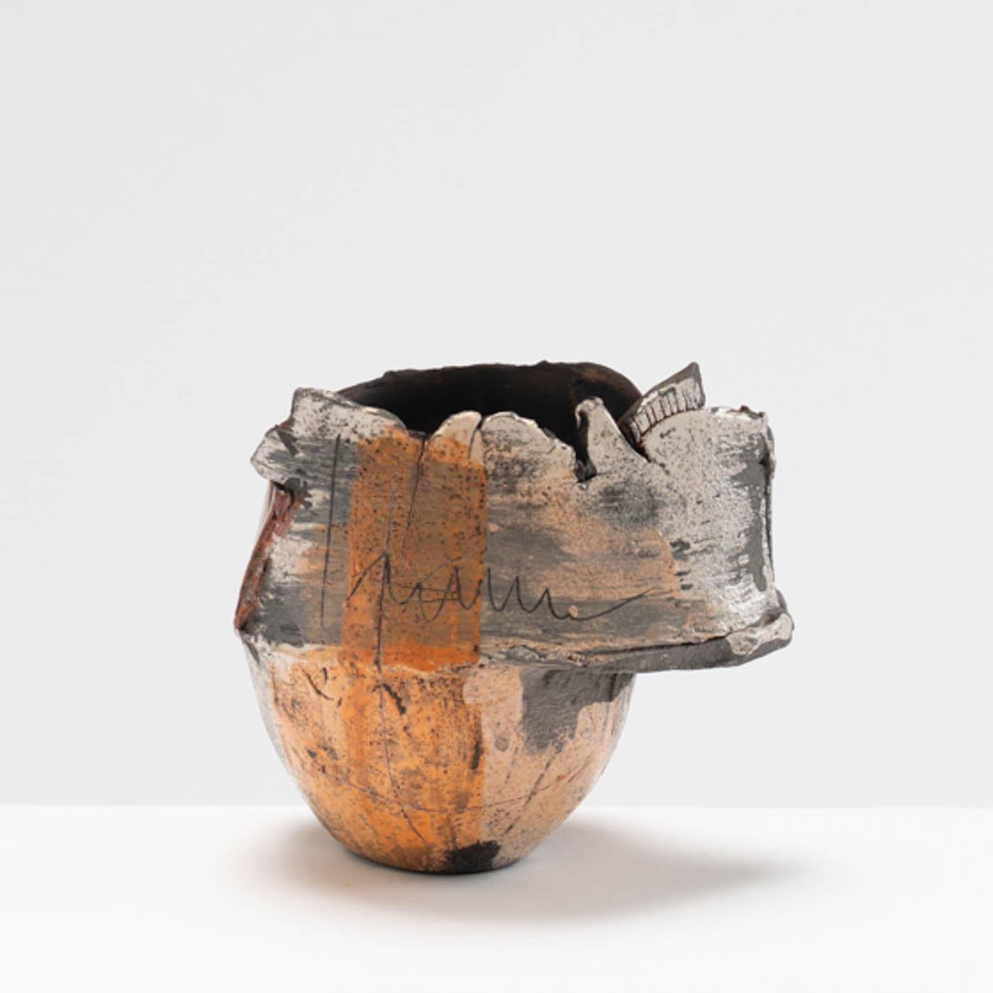ES582Y73 Small Orange Fragmented Vessel