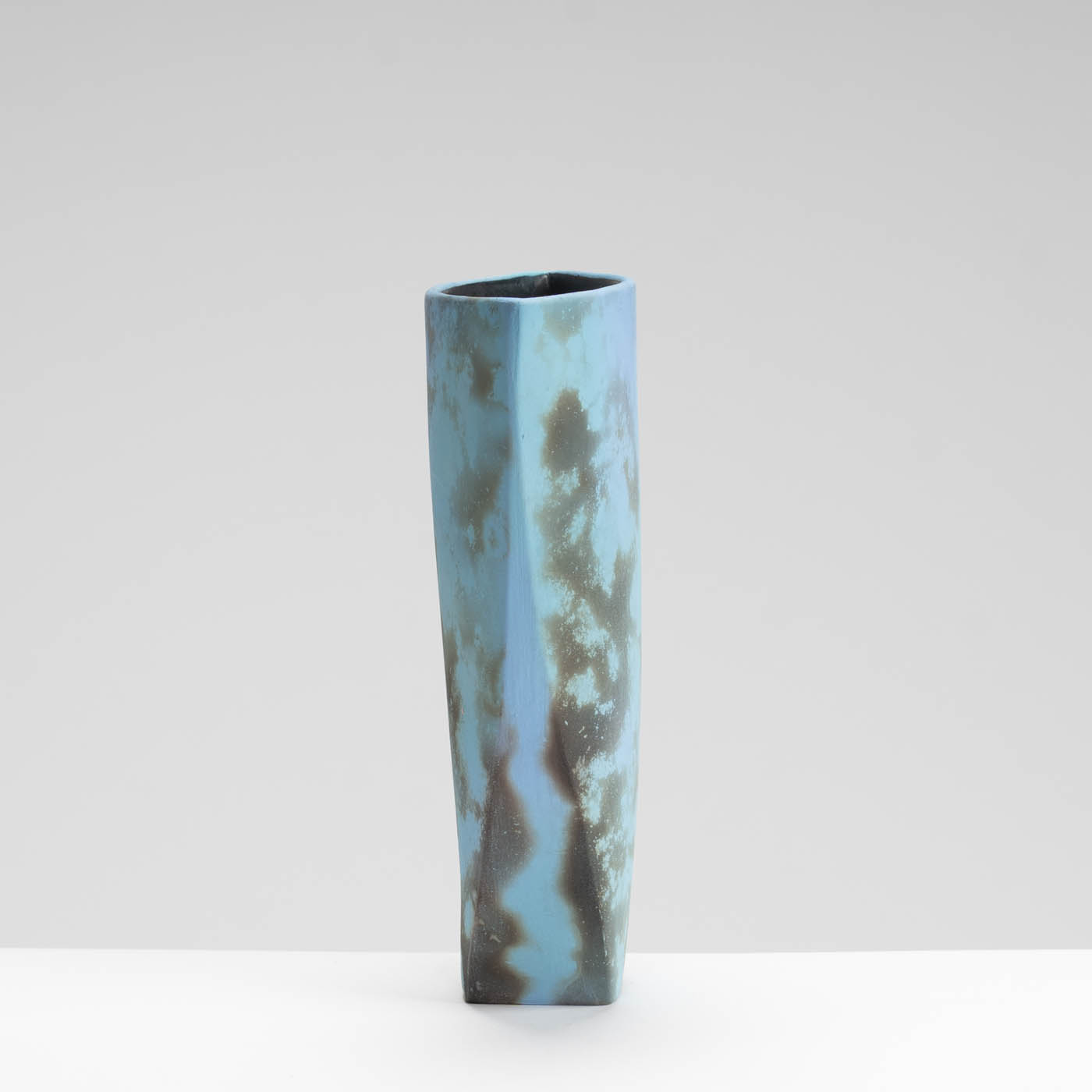 TW92Y1436 Small Deep Sea Vase