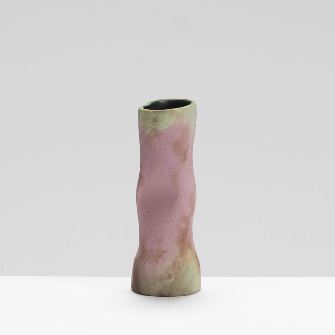 TW92Y1416 Dimple Bud Vase