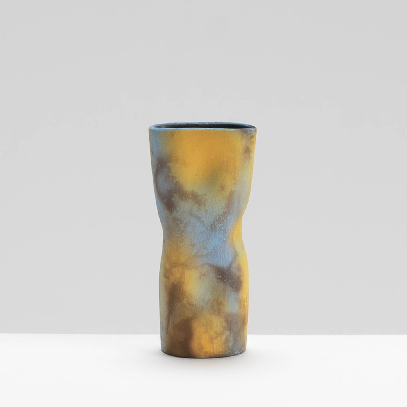 TW92Y1418 Dimple Bud Vase
