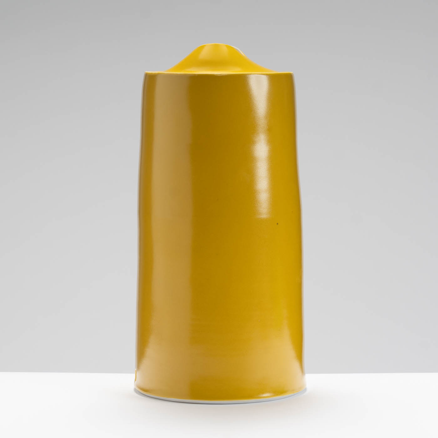 TG356Y226 Medium Tall Cadmium
