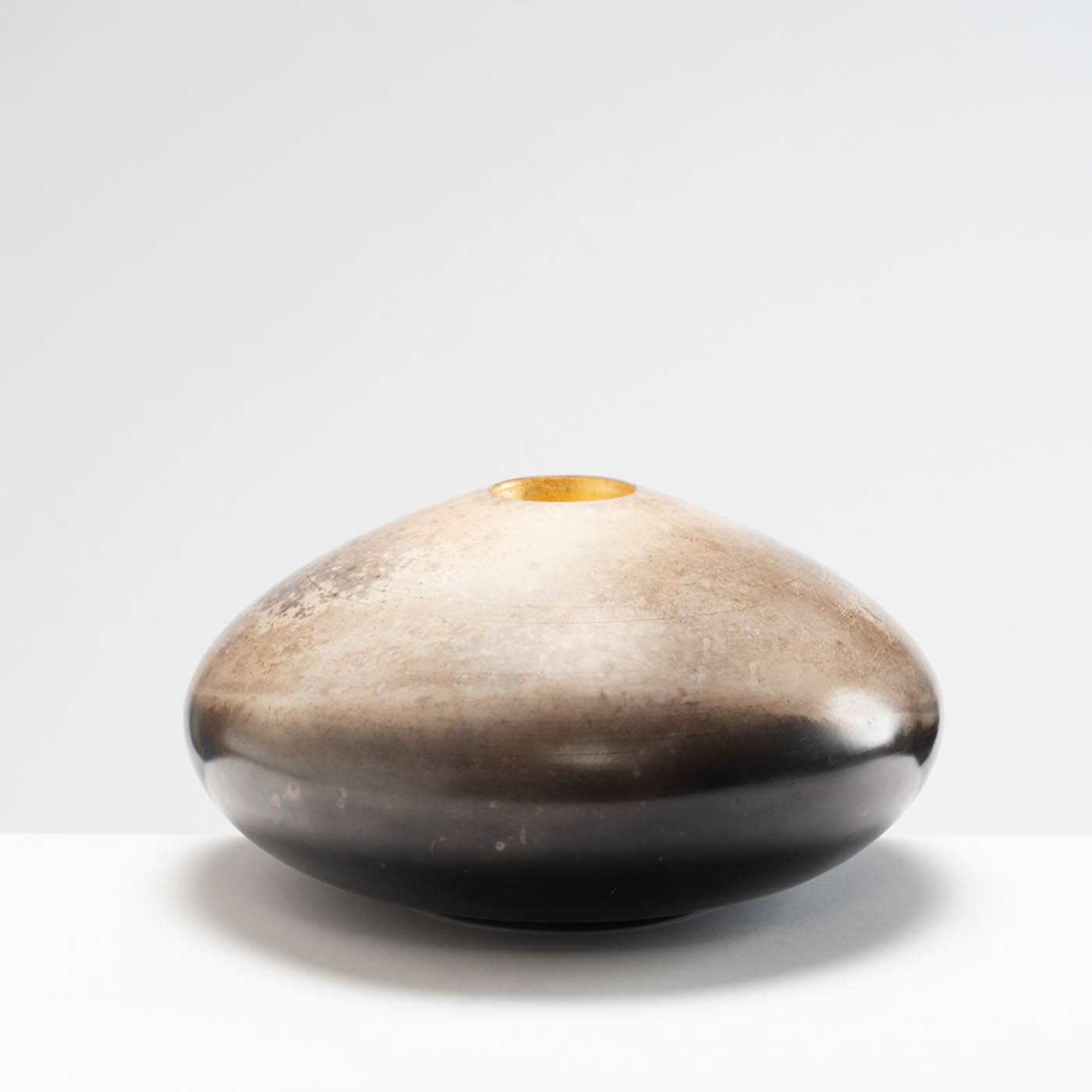 DA77Y193 Rounded Vessel