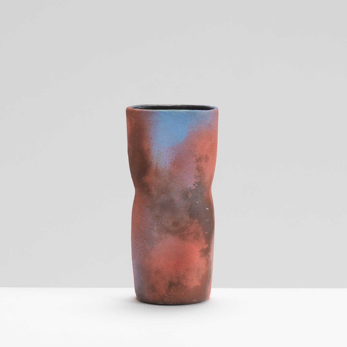 TW92Y1417 Dimple Bud Vase