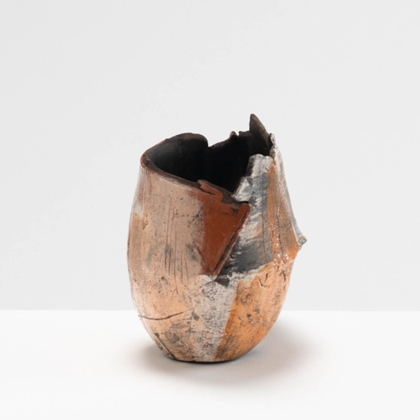 ES582Y73 Small Orange Fragmented Vessel