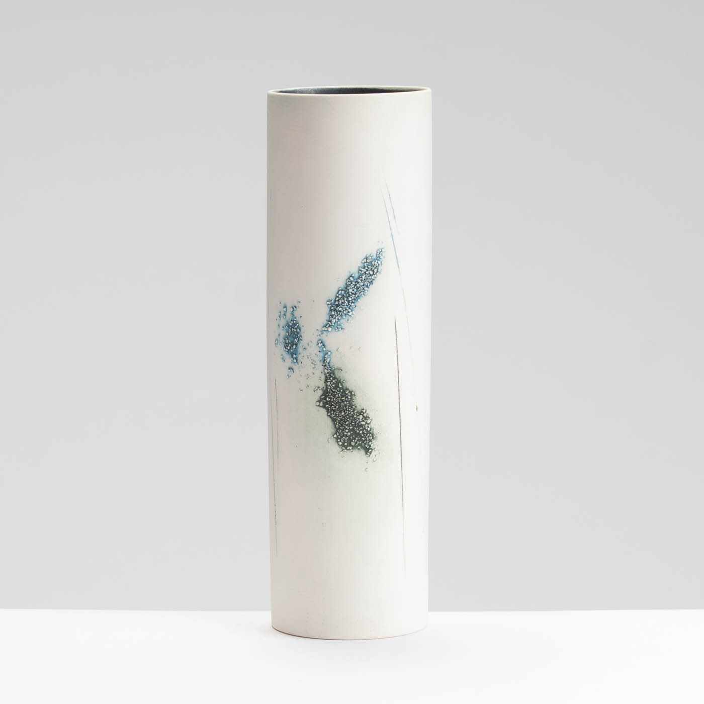 TW92Y1407 Journey Cylinder Vase