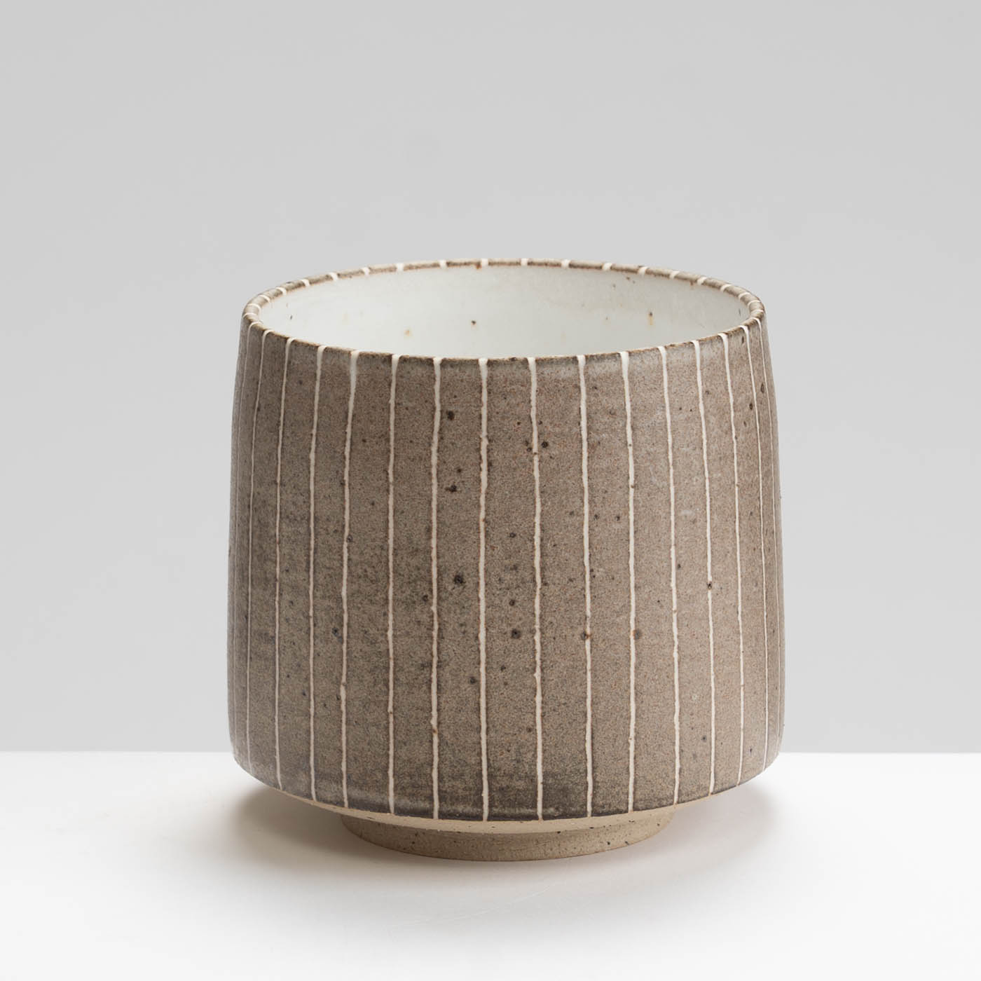 AP575Y68 Brown Stripy Tall Straight Sided Bowl