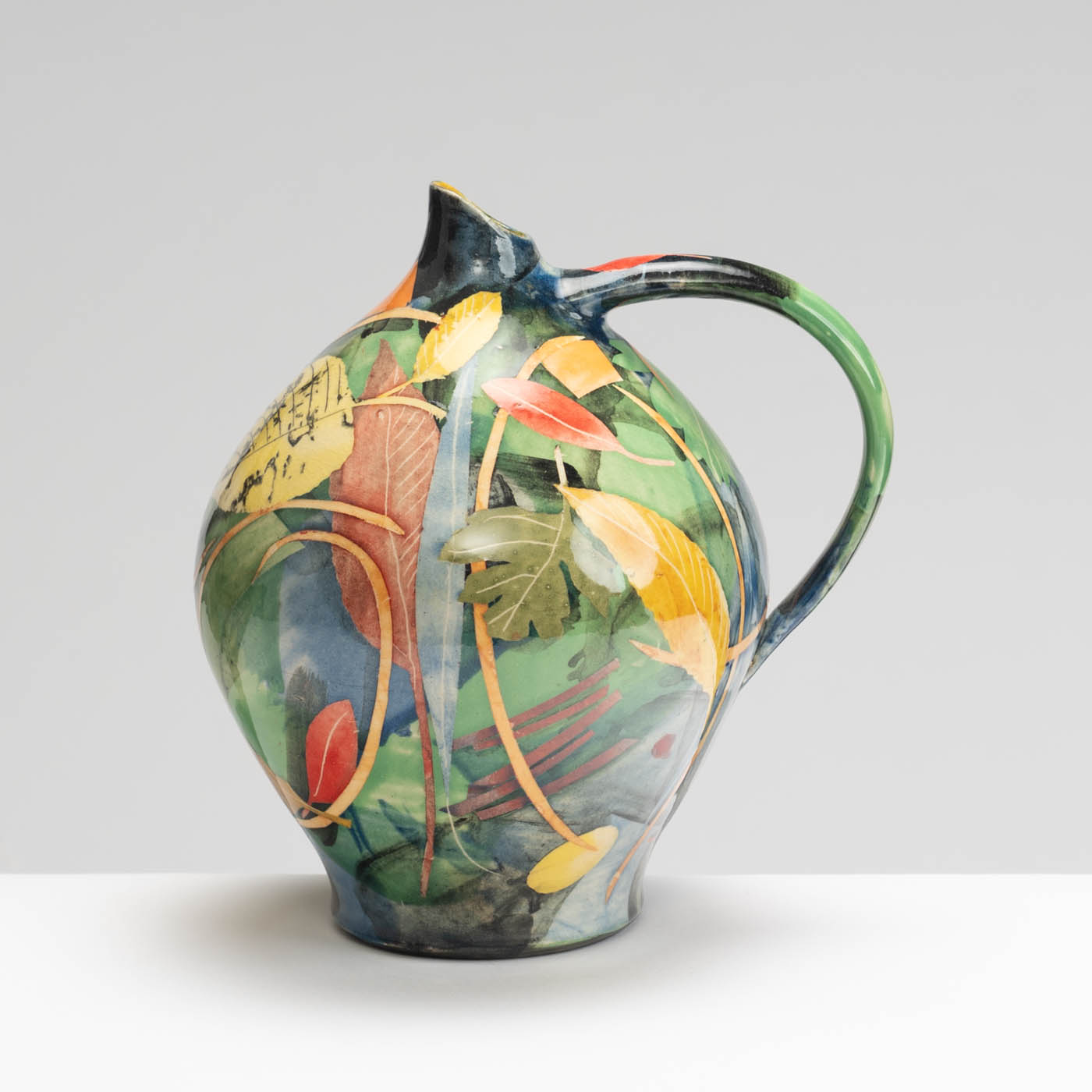 SM242Y1022 Large Oil Jug - Leaves and stalks