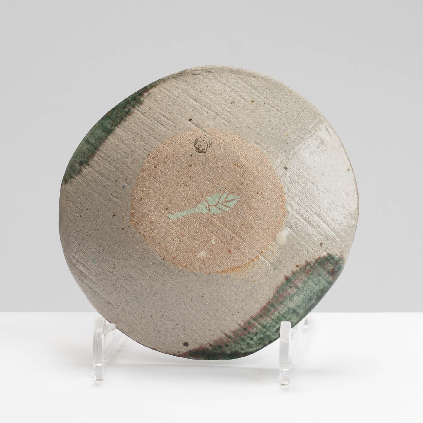 JFK394Y440 Small Plate Grasshopper