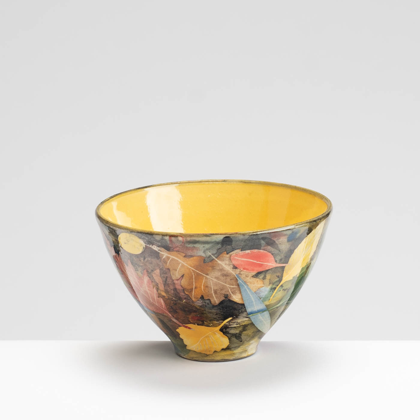 SM242Y1047 Small Deep Bowl - Yellow interior, leaves and stalks