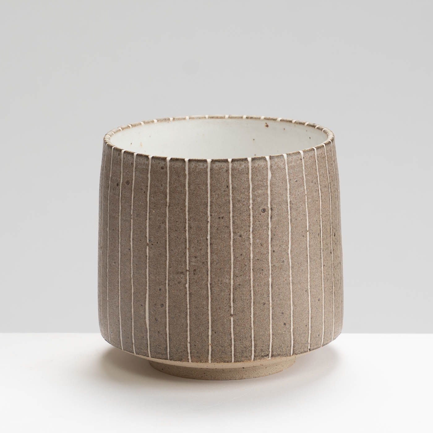 AP575Y68 Brown Stripy Tall Straight Sided Bowl