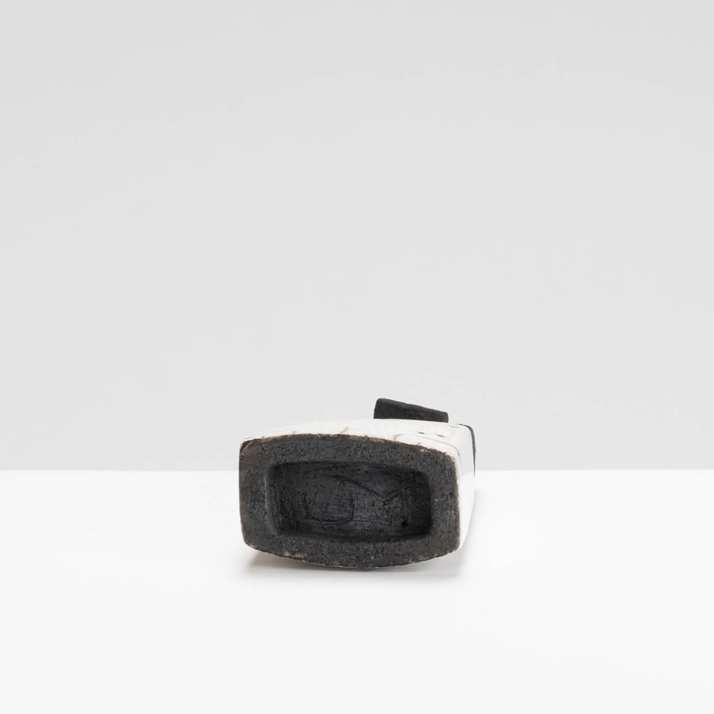 UM590Y64 Bottle Form