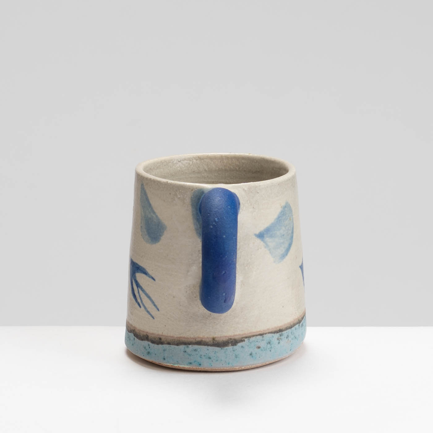 JFK394Y449 Swallow Cup