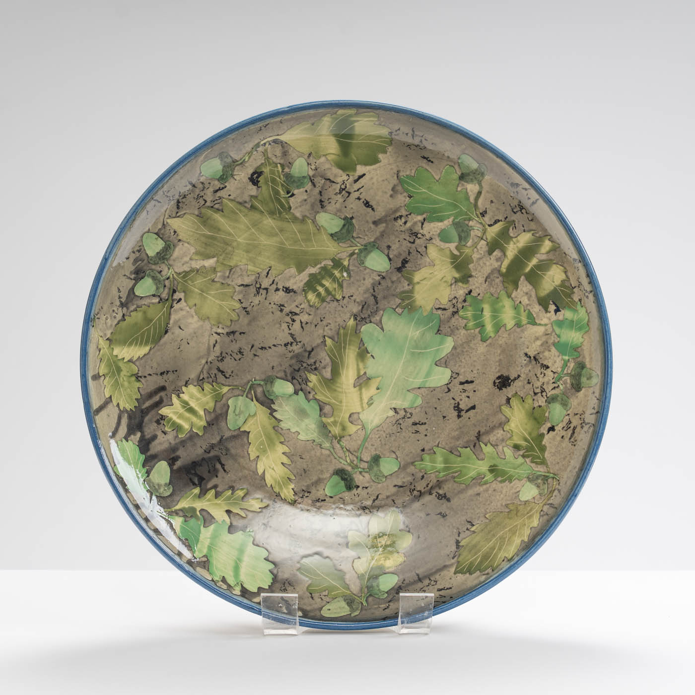 SM242Y995 Shallow Dish - Green oak leaves and acorns