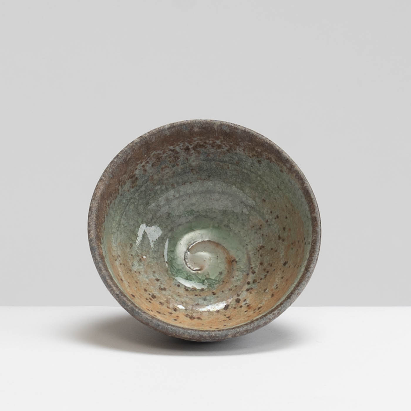 RH429Y212 Small Bowl with Wooden Box