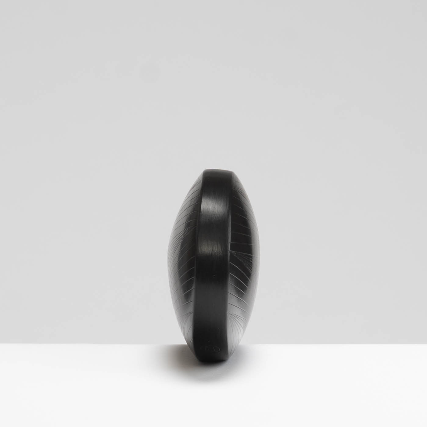 AS191Y368 Small Dark Oval