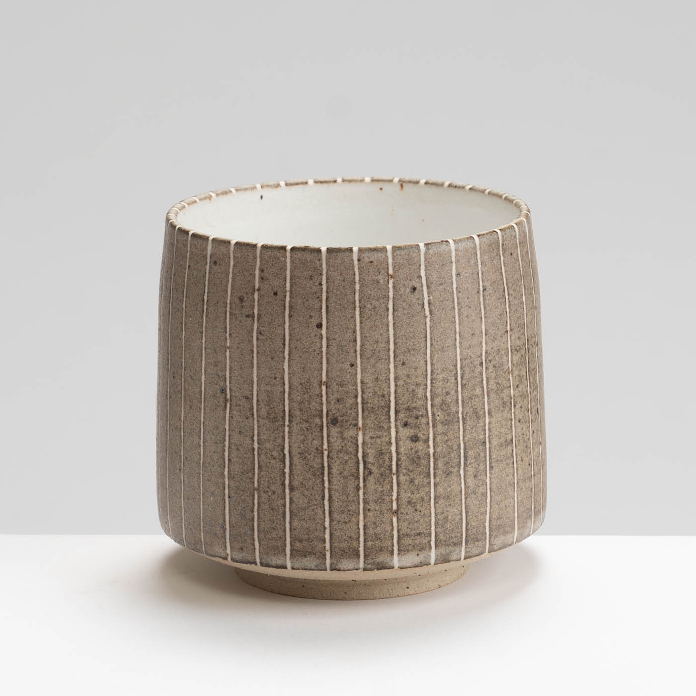 AP575Y68 Brown Stripy Tall Straight Sided Bowl