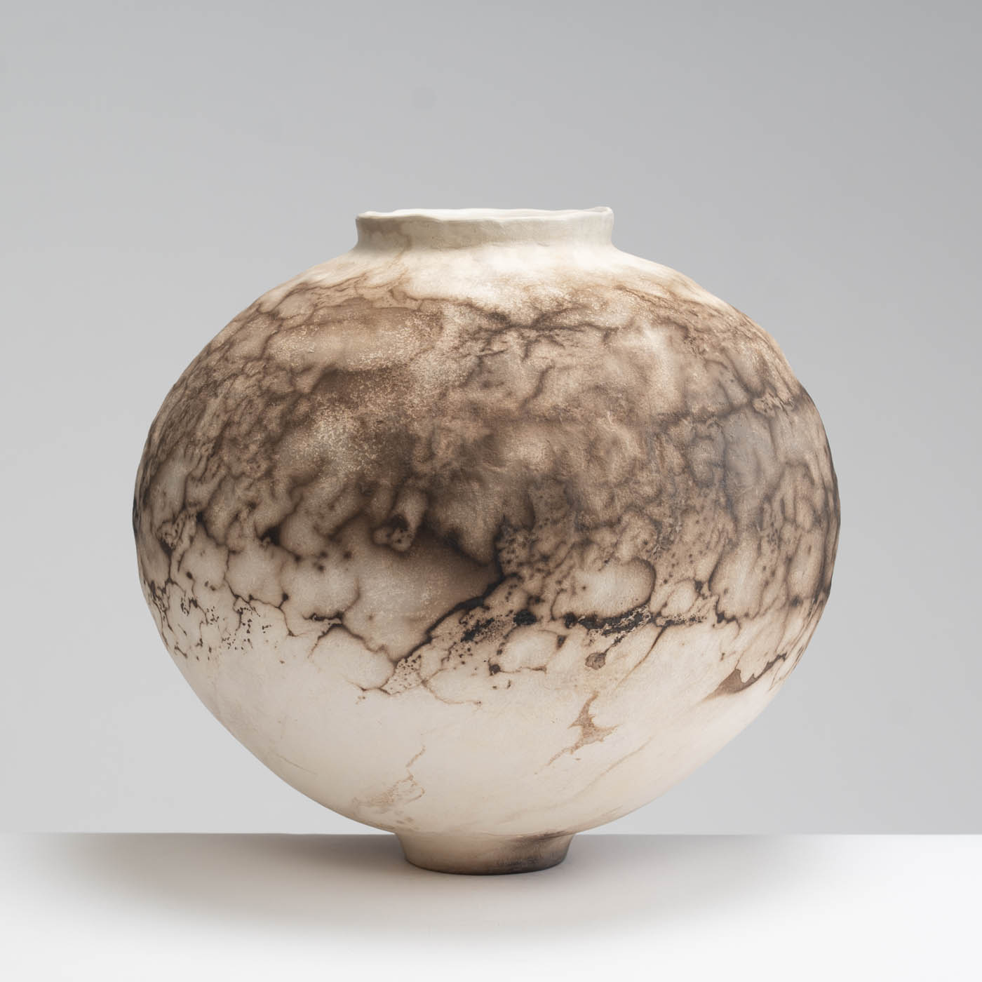 MG573Y53 Pinched Textured Moon Jar