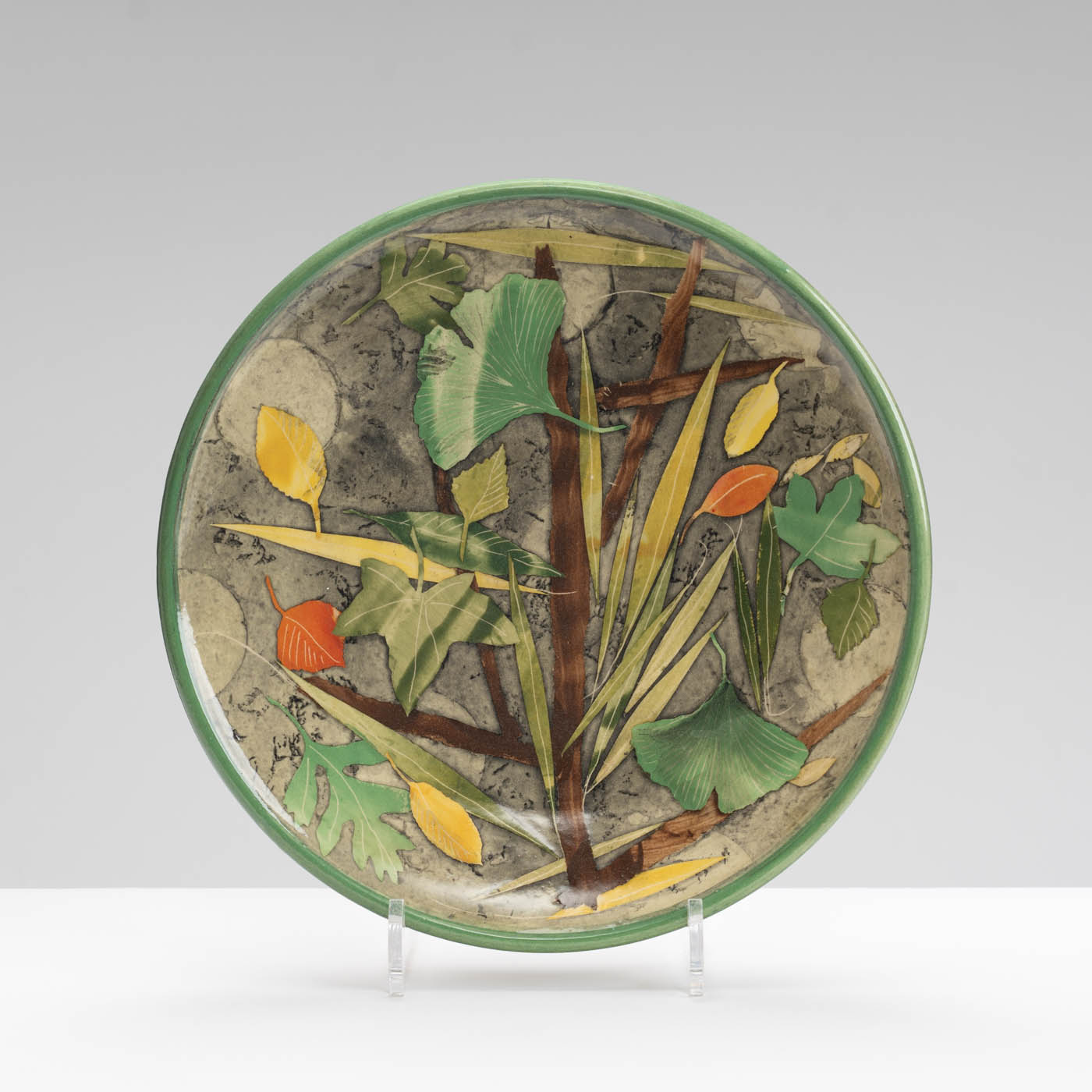 SM242Y1000 Plate - Leaves, grey circles