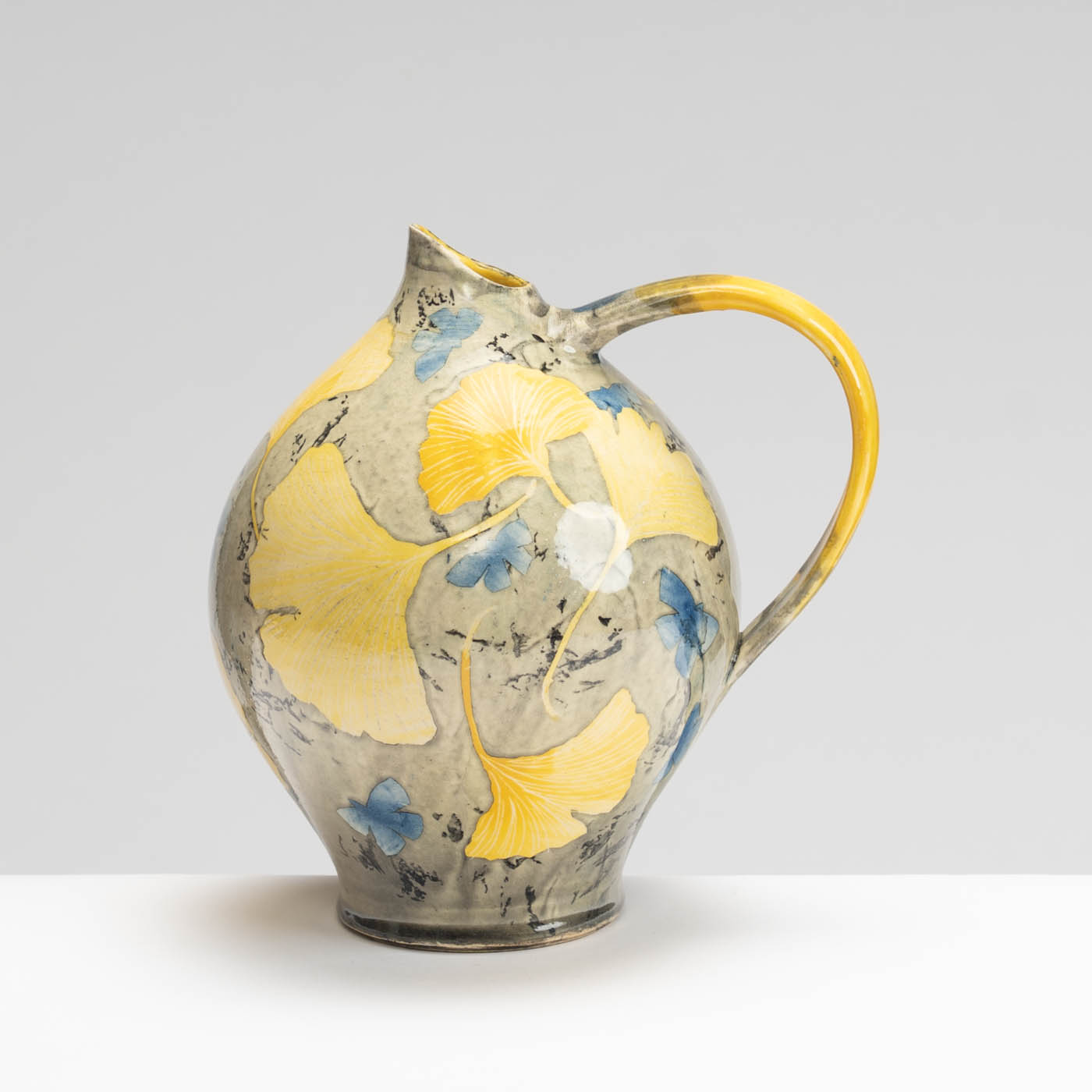 SM242Y1024 Oil Jug - Yellow gingko leaves, blue butterflies