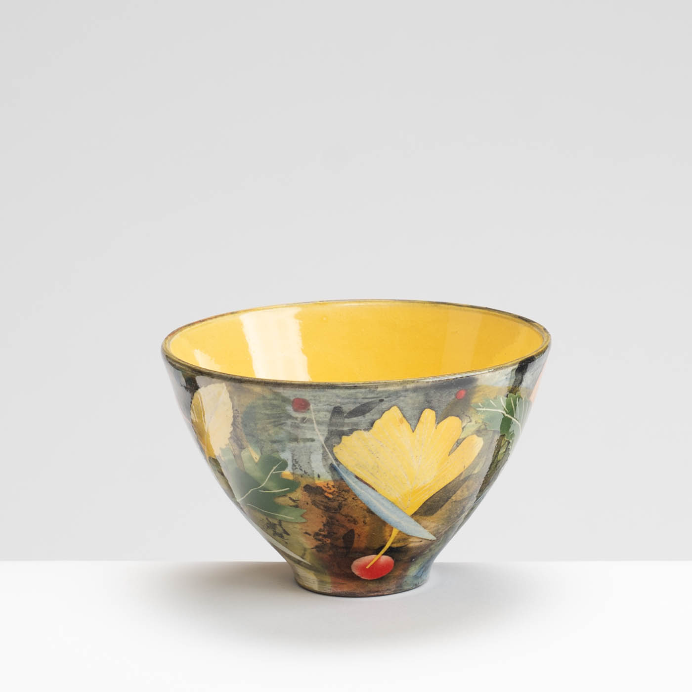 SM242Y1047 Small Deep Bowl - Yellow interior, leaves and stalks