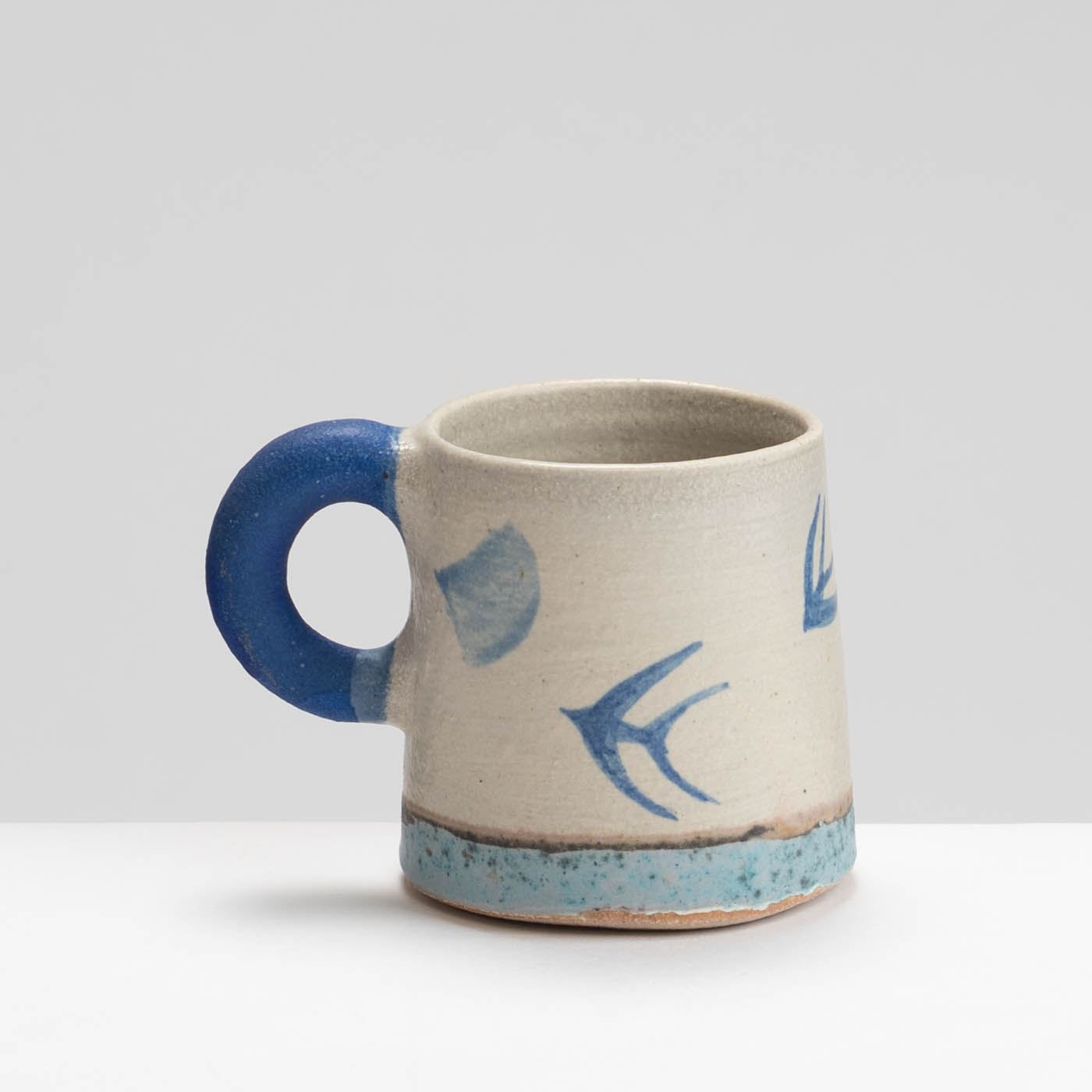 JFK394Y449 Swallow Cup