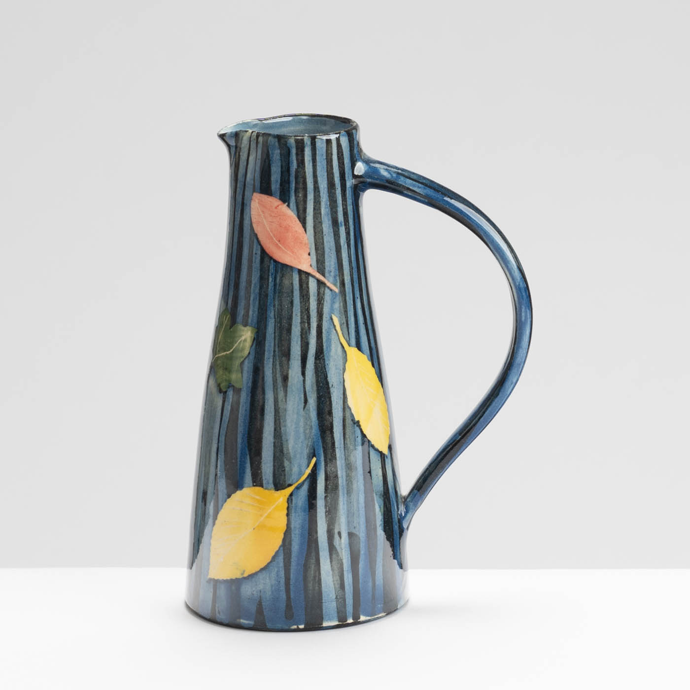 SM242Y1026 Small Straight Jug - Blue stripes, small leaves