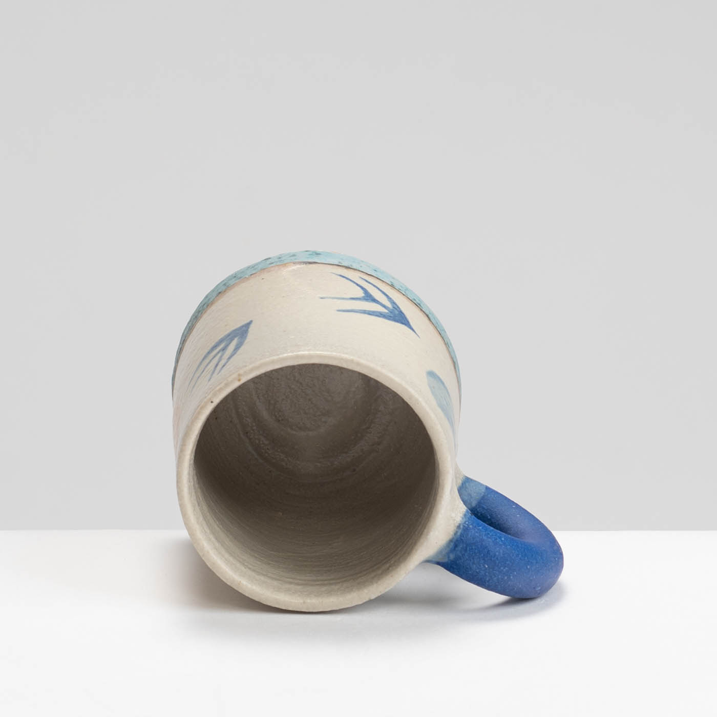 JFK394Y449 Swallow Cup