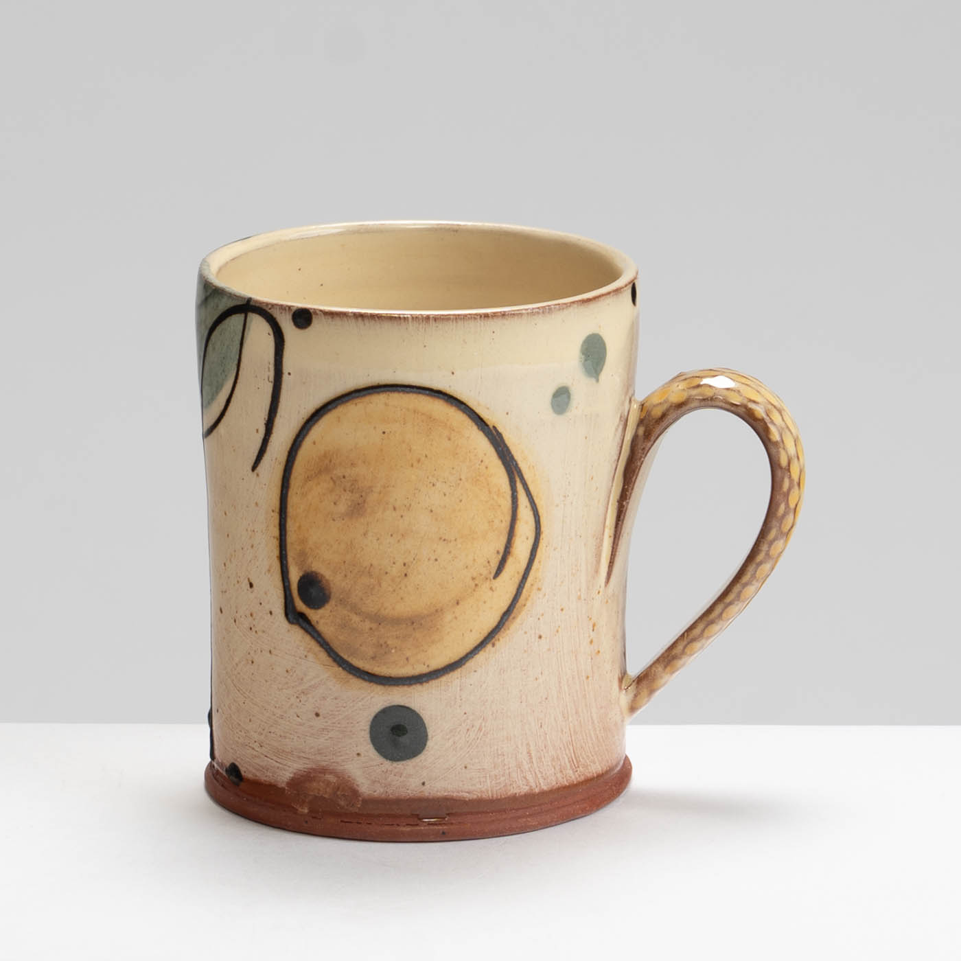 JH235Y610 Tea Mug Circles