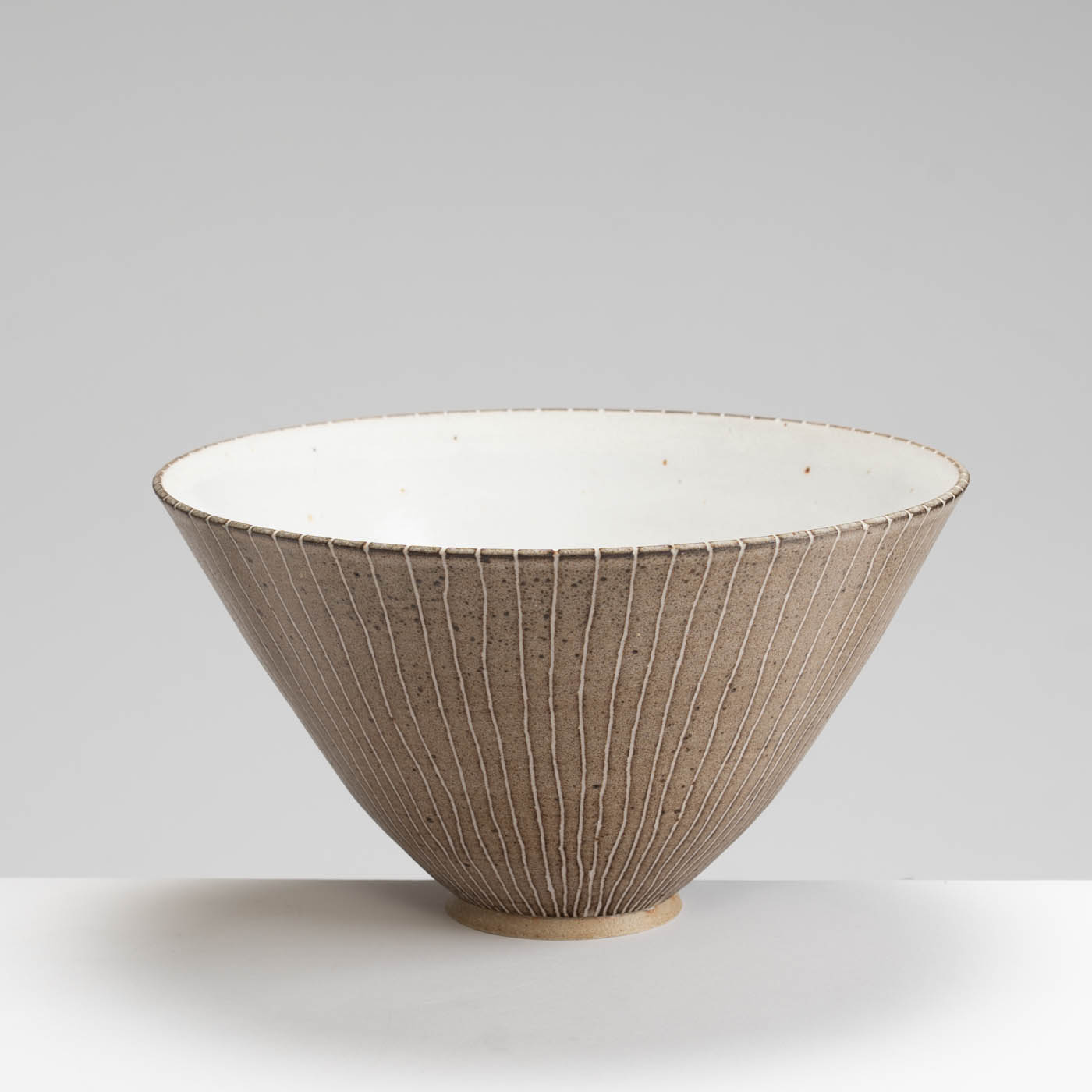 AP575Y69 Brown Stripy Large Bowl