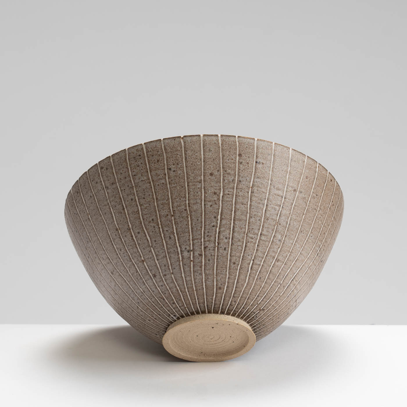 AP575Y70 Brown Stripy Medium Bowl
