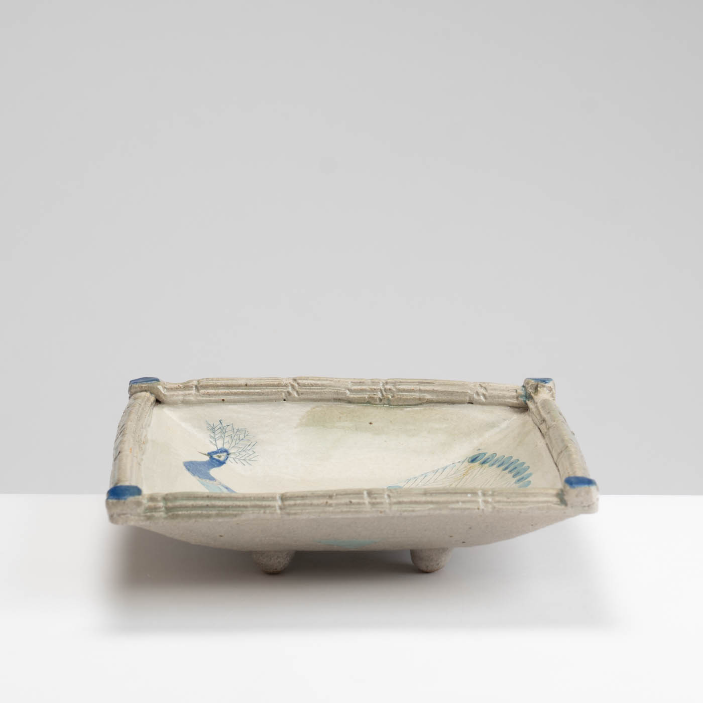 JFK394Y445 Square Peacock Dish